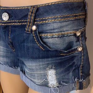 Almost Famous. Dark Rinse Denim Short